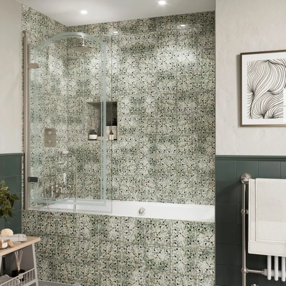 Burlington Classique Curved Hinge Bath Screen With Frosting 850 Lh Brushed Nickel product image - Image 1