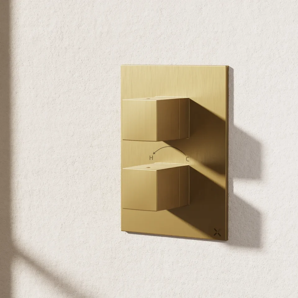 Crosswater Crossbox WaterSquare / Verge 2 Outlet Trim & Levers Brushed Brass detail view - Image 4