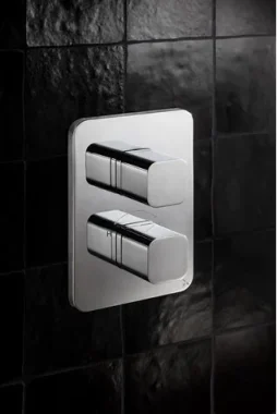 Crosswater Crossbox Glide II 3 Outlet Trim & Levers Chrome detail view - Image 2