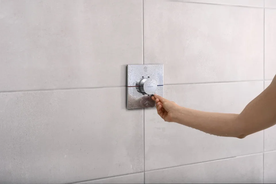 Hansgrohe Duoturn S Mixer For Concealed Installation For 2 Functions Chrome detail view - Image 2