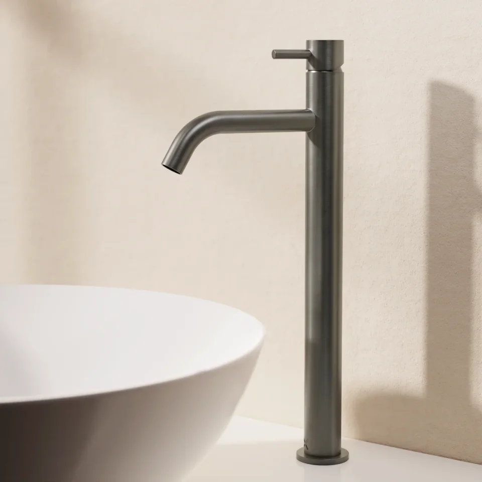 Crosswater MPRO Tall Basin Monobloc Slate detail view - Image 4