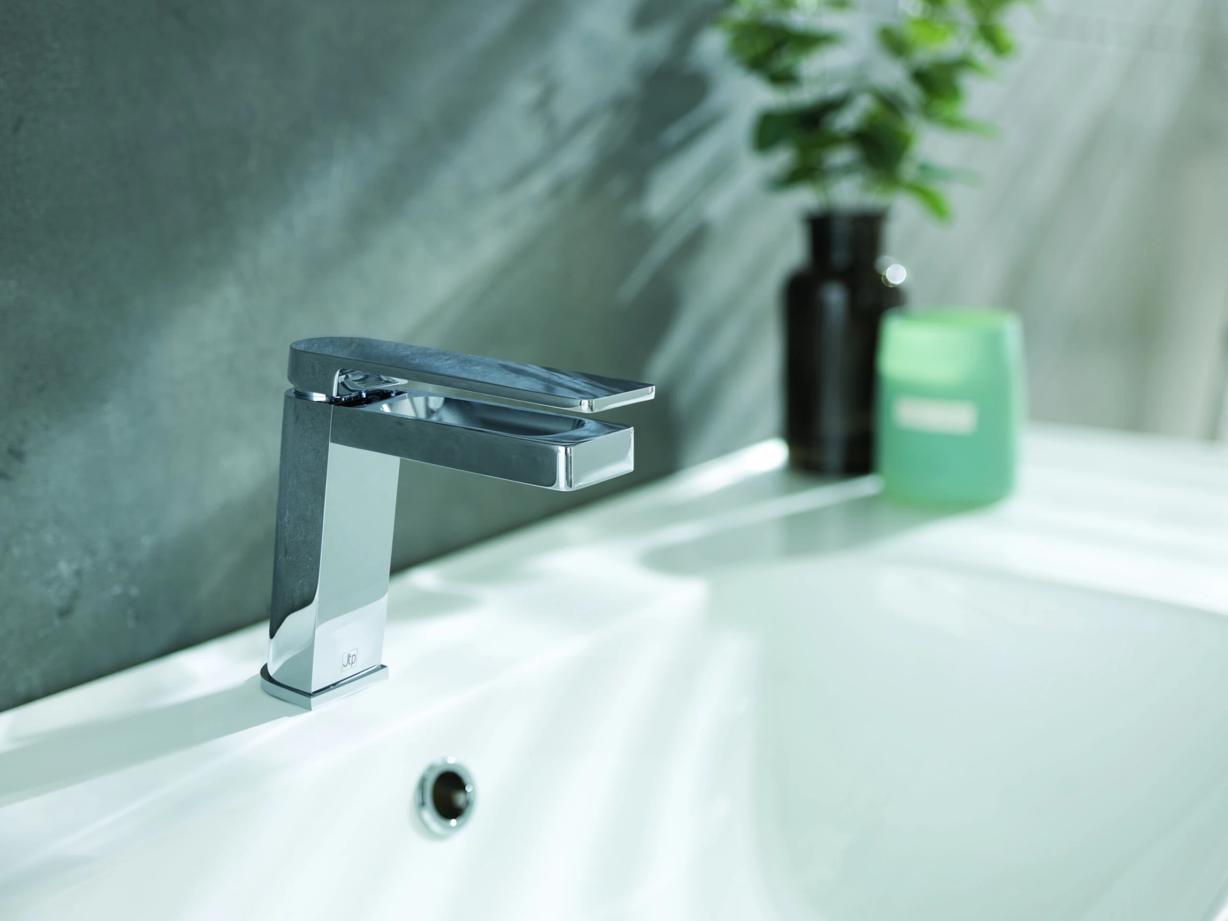 Just Taps Axel Single Lever Basin Mixer Chrome