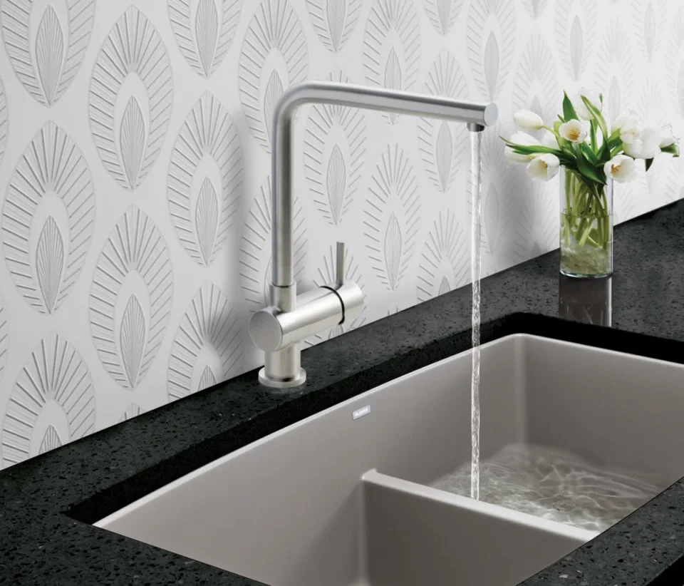 Just Taps Inox Mono Single Lever Sink Mixer Swivel Spout detail view - Image 3