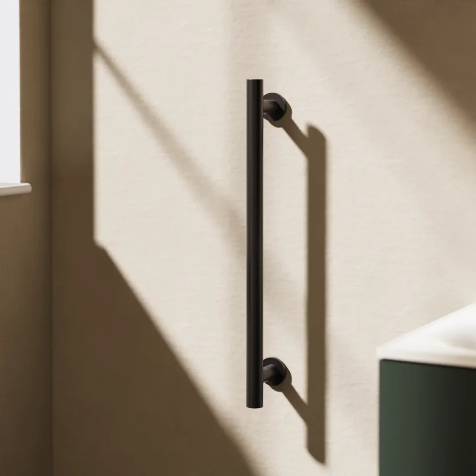 Crosswater Straight Grab Bar 600mm Matt Black detail view - Image 3