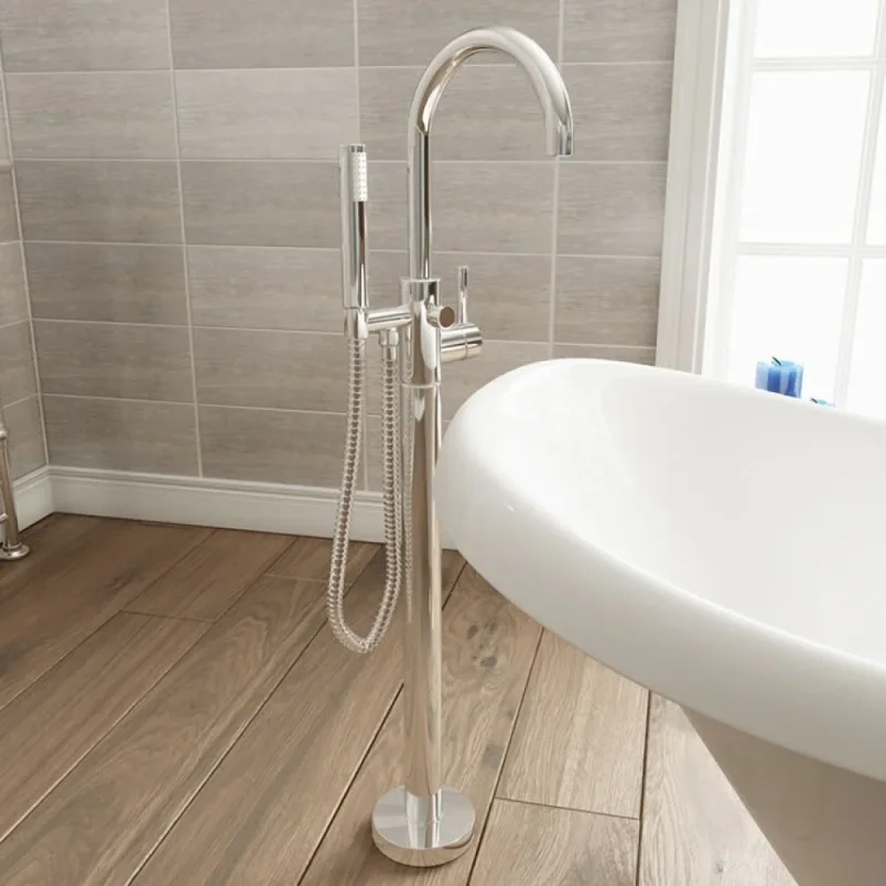 Crosswater Fusion Bath Shower Mixer with Kit Chrome detail view - Image 2