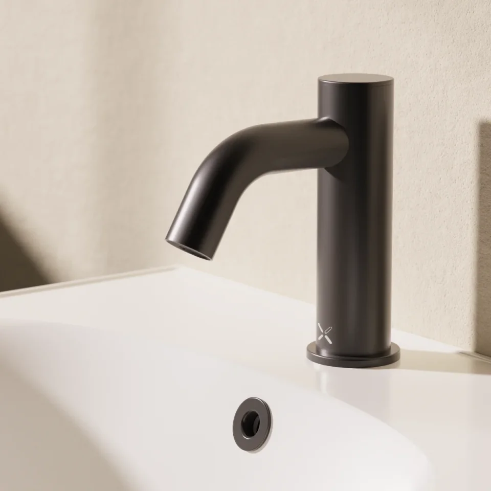 Crosswater Mpro Basin Mono Sensor Deck Mounted Matt Black detail view - Image 4