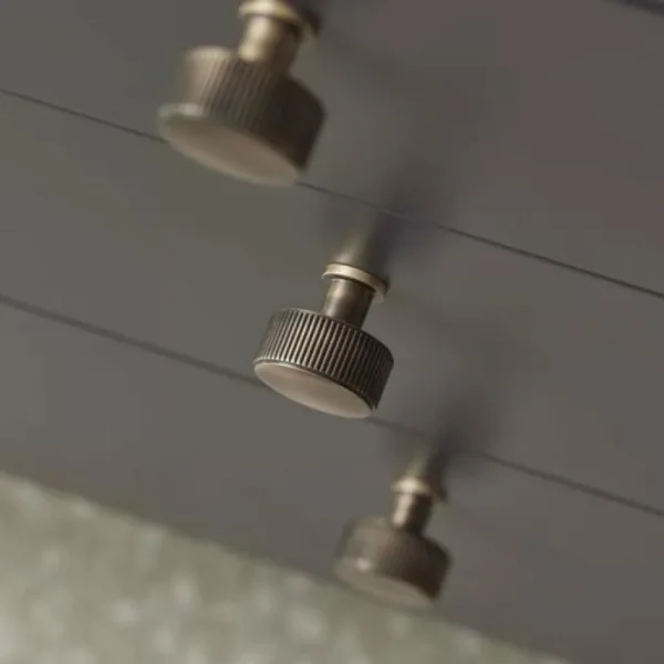 Roper Rhodes Fresno Knob - Bronze