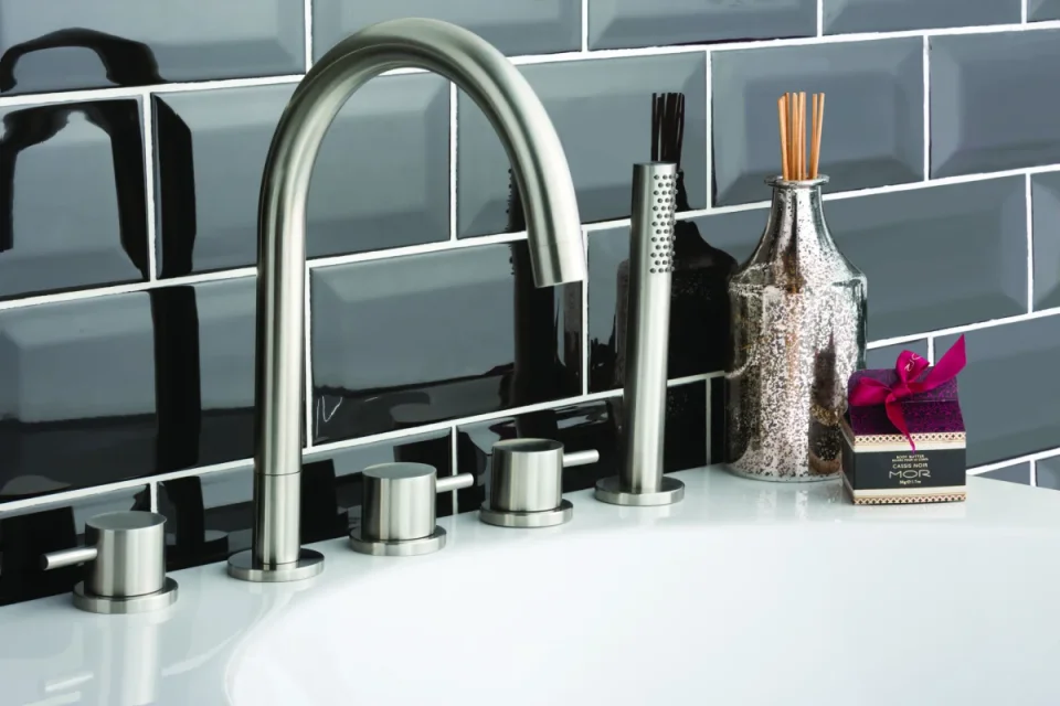 Just Taps Inox 5 Hole Bath Shower Mixer With Extractable Hand Shower product image - Image 1