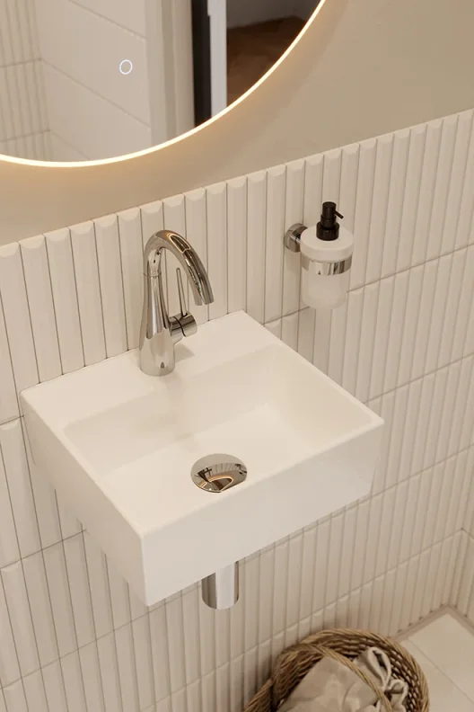 Saneux Eden Basin Mixer - Chrome detail view - Image 2