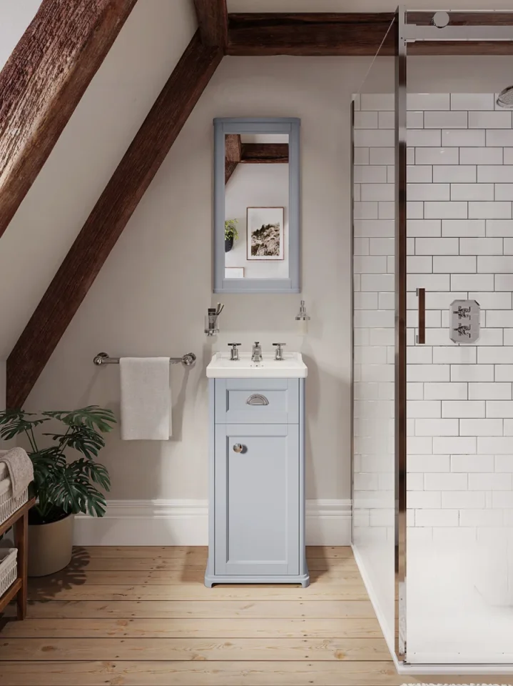 Saneux Cromwell 40cm Towel Rail - Chrome detail view - Image 5
