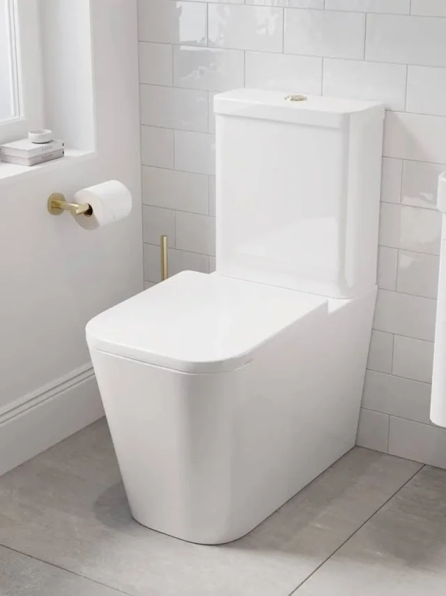 Saneux Matteo Close Coupled Toilet with Rimless Pan, Cistern and Soft Close Seat - Image 2
