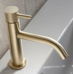 Crosswater Mpro Basin Monobloc Knurled No Waste Deck Mounted Brushed detail view - Image 3