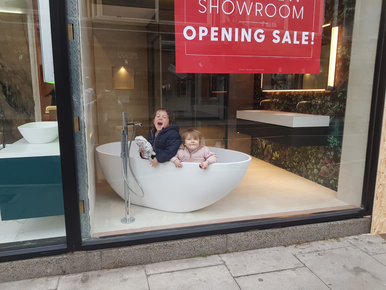 BathroomsbyDesign | Nationwide Bathroom Design Specialists